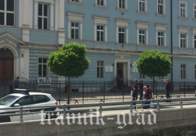 Predbilježba za upis u prvi razred gimnazije  Katoličkog školskog centra „Petar Barbarić“ – Travnik