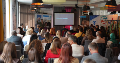 U Travniku održana stručna konferencija: Snažniji sistem podrške porodicama znači sigurnije djetinjstvo